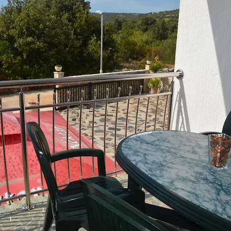 Apartman Family-friendly With Swimming Pool Cove Ljubljeva, Trogir - 14314 Voluja